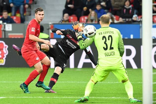 Fussball, 1.BL Saison 2016 2017, Spieltag 11, Bayer 04 Leverkusen-RB Leipzig , 18.11.2016, BayArena, Leverkusen, Julian Brandt Bayer 04 Leverkusen,erzielte das 2:1.