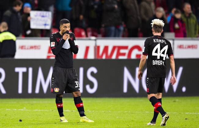 Leverkusen, 18.11.2016, BayArena Benjamin Henrichs (Bayer), Kevin Kampl (Bayer) Bayer Leverkusen - RB Leipzig mm