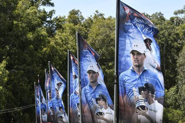 20.11.2016. Royal Sydney Golf Club, Sydney, Australia. Emirates Australian Open Golf Final Round. A sign of who might win the tournament this year. xNigelxOwenx  ActionPlus11812083