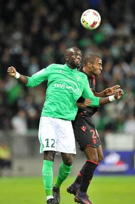 21 RICARDO PEREIRA (nice) - 12 Cheik MBENGUE (asse) FOOTBALL : Saint Etienne vs Nice - Ligue 1 - 20 11 2016 FEP 