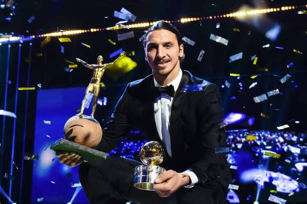 Fußball, Schweden, Gala Fußballer des Jahres in Stockholm 161121 Zlatan Ibrahimovic, Guldbollen Goldball (Preisträger) Fußballgala Gala Schweden Preisverleihung Stockholm.  Copyright: NIKLASxLARSSON BB161121NL011