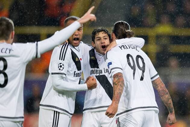 CL 2016 17 Borussia vs Legia Champions League group stage Borussia Dortmund vs. Legia Warszawa on November 22, 2016 in Dortmund, Germany In the picture: vadis Odjidja, Guilherme, Aleksandar Prijovic gol 0:1  EN_01235625_0006