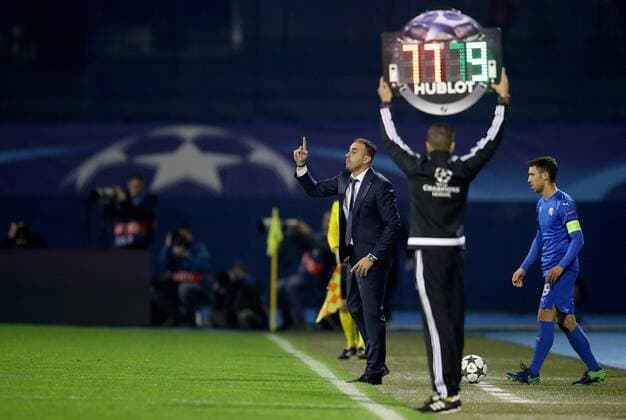 Fußball, CL, Dinamo Zagreb - Olympique Lyon UEFA Champions League, GNK Dinamo vs. Olympique Lyonnais 22.11.2016., Maksimir Stadium, Zagreb, Croatia - UEFA Champions League, Group H, Round 5, GNK Dinamo vs. Olympique Lyonnais. Coach Ivaylo Petev.  IgorxKralj PIXSELL