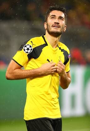 Dienstag 22.11.2016, Saison 2016 2017, UEFA Champions League, Vorrunde Gruppenphase, 5. Spieltag im Dortmunder Signal Iduna Park, BVB 09 Borussia Dortmund - Legia Warschau 8:4, Dortmunder Torjubel zum 3:1: Torschütze Nuri Sahin (BVB)