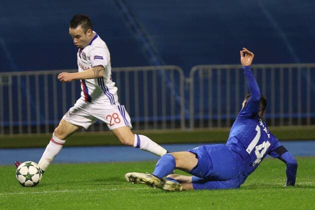 Zagreb, 22.11.2016., Stadion Maksimir - UEFA Champions League 2016 2017 Season, Group H. GNK DINAMO Zagreb (blue) - Olympique Lyon (white) 0:1 Mathieu Valbuena (28) and Amer Gojak (14)