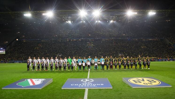 CL 2016 17 Borussia vs Legia Champions League group stage Borussia Dortmund vs. Legia Warszawa on November 22, 2016 in Dortmund, Germany In the picture: druzyny  EN_01235625_0053