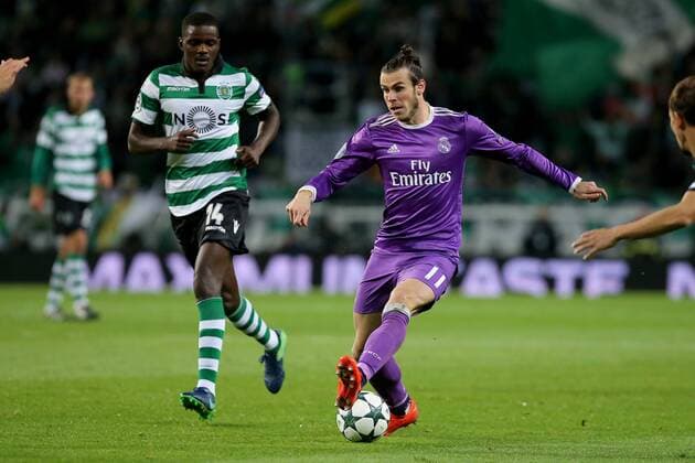 November 22, 2016 - Lisbon, Aveiro, Portugal - Real Madrids forward Gareth Bale from Wales in action during the UEFA Champions League match between Sporting Clube de Portugal and Real Madrid at Estadio Jose Alvalade on November 22, 2016 in Lisbon, Portugal. Sporting CP v Real Madrid - UEFA Champions League 2016 17  - ZUMAn230 20161122_zaa_n230_425