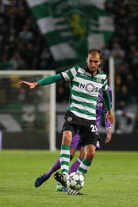 November 22, 2016 - Lisbon, Aveiro, Portugal - Sportings forward Bas Dost from Holland in action during the UEFA Champions League match between Sporting Clube de Portugal and Real Madrid at Estadio Jose Alvalade on November 22, 2016 in Lisbon, Portugal. Sporting CP v Real Madrid - UEFA Champions League 2016 17  - ZUMAn230 20161122_zaa_n230_443