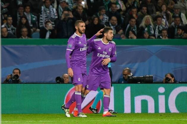 UEFA Champions League Portugal, Lisbon,Nov 22,2016 - SPORTING-REAL MADRID - Benzema (L) in action during UEFA Champions League football match between Sporting and Real Madrid, in Lisbon, Portugal.  Copyright: BrunoxdexCarvalho