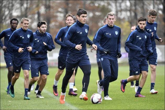 Russian Malinovsky of KRC Genk FOOTBALL : Entrainement KRC Genk - 23 11 2016 PhotoNews Panoramic 