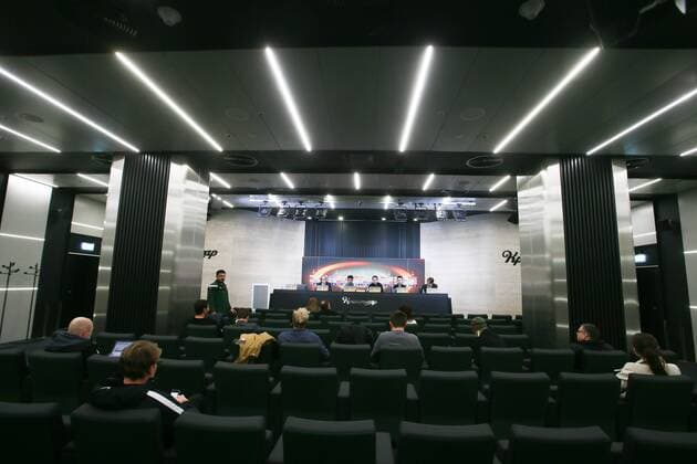 SOCCER - EL, Krasnodar vs RBS KRASNODAR,RUSSIA,23.NOV.16 - SOCCER - UEFA Europa League, group stage, FK Krasnodar vs Red Bull Salzburg, preview, press conference PK Pressekonferenz RBS. Image shows Valentino Lazaro and head coach Oscar Garcia (RBS). GEPAxpictures xFelixxRoittner