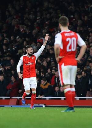 23.11.2016. Emirates Stadium, London, England. UEFA Champions League Football. Arsenal versus Paris Saint Germain. Arsenal Forward Olivier Giroud scores from the spot, and waves to fans as he levels the score, 1-1 xMarkxKertonx  ActionPlus11813108