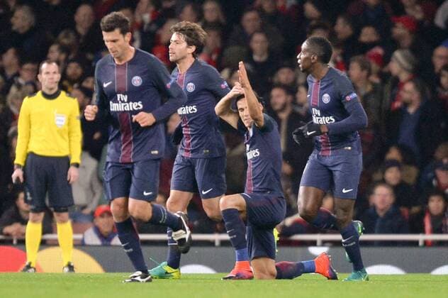 09 EDINSON CAVANI (psg) - SNIPER - Fussball, Champions League, FC Arsenal vs. Paris Saint Germain PSG - 23 11 2016 AnthonyBIBARD FEP Panoramic 
