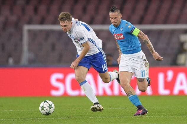 November 23, 2016 - Rome, Italy - Serhiy Sydorchuk of Dynamo Kyiv is challenged by Marek Hamsik of Napoli during the UEFA Champions League group B match between Napoli and Dynamo Kyiv at Stadio San Paolo, Naples, Italy on 23 November 2016. Napoli v Dynamo Kyiv - UEFA Champions League  - ZUMAn230 20161123_zaa_n230_185