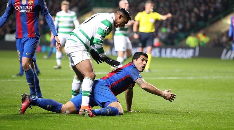 Luis Suarez of Barcelona claims a penalty during the Champions League match at Celtic Park, Glasgow. Picture Date: 23rd November 2016. Pic taken by Lynne Cameron Sportimage EDITORIAL USE ONLY. No use with unauthorised audio, video, data, fixture lists, club league logos or live services. Online in-match use limited to 120 images, no video emulation. No use in betting, games or single club league player publications.