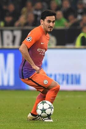 Fußball Champions League Gruppenphase 5. Spieltag Borussia Mönchengladbach - Manchester City am 23.11.2016 im Borussia-Park in Mönchengladbach Ilkay Gündogan ( Manchester ) xRx