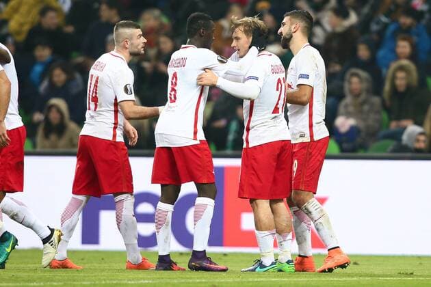 SOCCER - EL, Krasnodar vs RBS KRASNODAR,RUSSIA,24.NOV.16 - SOCCER - UEFA Europa League, group stage, FK Krasnodar vs Red Bull Salzburg. Image shows the rejoicing of Valon Berisha, Diadie Samassekou, Fredrik Gulbrandsen and Munas Dabbur (RBS). GEPAxpictures xFelixxRoittner