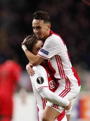 (L-R) Lasse Schone of Ajax, Abdelhak Nouri of Ajaxduring the UEFA Europa League group G match between Ajax Amsterdam and Panathinaikos FC at the Amsterdam Arena on November 24, 2016 in Amsterdam, The Netherlands Ajax v Panathinaikos FC UEFA Europa League 2016 2017 xVIxxIVx 6639992