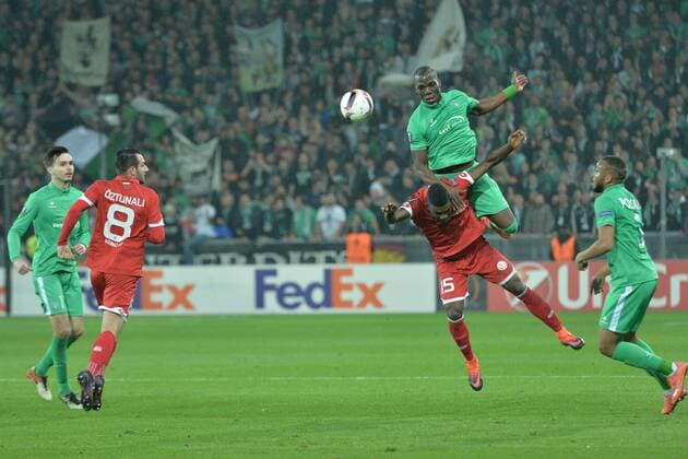 Fußball, EL, AS St. Etienne - 1. FSV Mainz 05 Florentin Pogba (saint etienne) vs Jhon Cordoba (mayence) FOOTBALL : Saint Etienne vs Mayence - Ligue Europa - Groupe C - 24 11 2016 FredericChambert Panoramic 