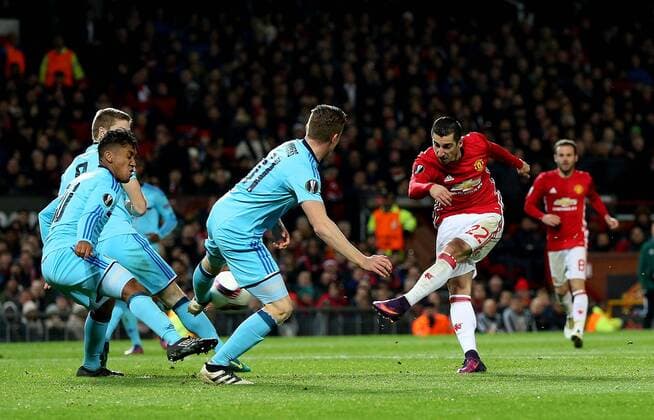 Henrikh Mkhitaryan of Manchester United ManU fires a shot at goal during the UEFA Europa League match at Old Trafford, Manchester. Picture date: November 24th 2016. Pic Matt McNulty Sportimage EDITORIAL USE ONLY. No use with unauthorised audio, video, data, fixture lists, club league logos or live services. Online in-match use limited to 120 images, no video emulation. No use in betting, games or single club league player publications.
