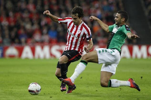 UEFA Europa League, Athletic de Bilbao vs Sassuolo Calcio: Inigo Lekue vs Greogoire Defrel  xDAVIDxS.xBUSTAMANTEx xx