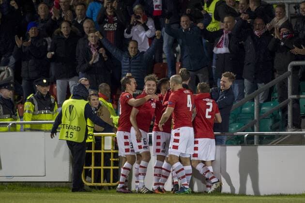 November 24, 2016 - Dublin, Ireland - AZ Alkmaar players celebrate after Wout Weghorst goal during the UEFA Europa League Group D match between Dundalk FC and AZ Alkmaar at Tallaght Stadium in Dublin, Ireland on November 24, 20016 Dundalk FC vs AZ Alkmaar - UEFA Europa League  - ZUMAn230 20161124_zaa_n230_405