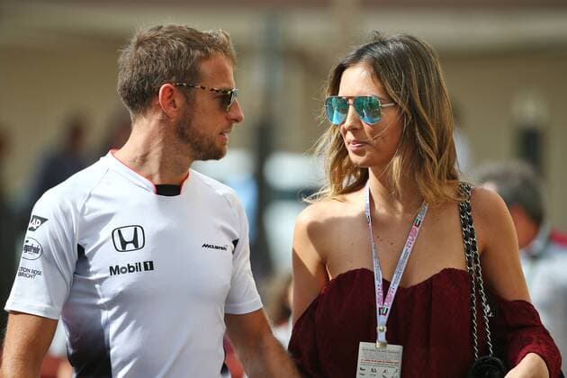 Abu Dhabi Grand Prix, UAE 24 - 27 November 2016 25.11.2016. - Jenson Button (GBR) McLaren with his girlfriend Brittny Ward (USA). 
