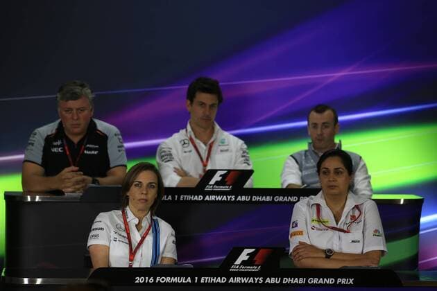 25.11.2016. Abu Dhabi, UAE. Formula 1 Grand Prix of Abu Dhabi. Free Practise. Stephen Fitzpatrick & x2013; owner of Manor Racing , Monisha Kaltenborn & x2013; Team Principal Sauber F1 Team , Otmar Szafnauer & x2013; COO (Chief Operating Officer) Sahara Force India, Claire Williams & x2013; Deputy Team Principal Williams Martini Racing, Toto Wolff & x2013; Executive Director Mercedes AMG Petronas xLeannexBoonx  ActionPlus11813908