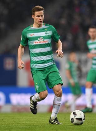 FUSSBALL 1. BUNDESLIGA 12. SPIELTAG SAISON 2016 2017 Hamburger SV - SV Werder Bremen 26.11.2016 Niklas Moisander (SV Werder Bremen) 