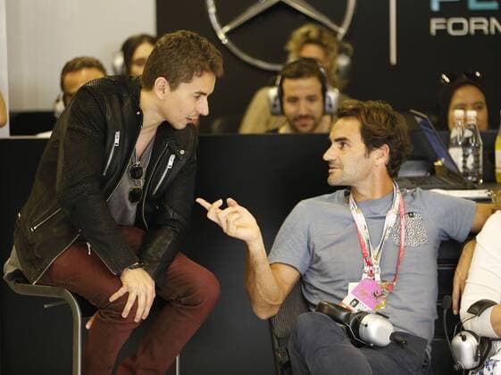 Motorsports: FIA Formula One World Championship WM Weltmeisterschaft 2016, Grand Prix of Abu Dhabi, Roger Federer xHOCHxZWEIx
