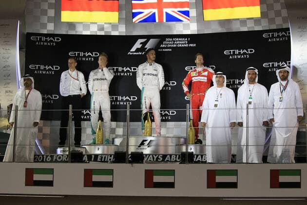 27.11.2016. Abu Dhabi, UAE. Formula 1 Grand Prix Abu Dhabi, race day. Mercedes AMG Petronas W07 Hybrid & x2013; Lewis Hamilton wins the Abu Dhabi GP on the podium with Rosberg and Vettel xLeannexBoonx  ActionPlus11814939