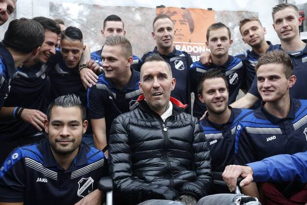 Fernando Ricksen (C)during a photoshoot at sportpark Langeberg on November 13, 2016 in Brunssum, The Netherlands Heksenberg 2016 2017 xVIxJeroenxPutmansxIVx 6683033