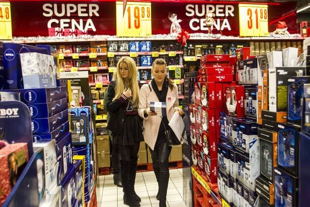 The best Polish tennis player Agnieszka Radwanska and her sister Urszula join The Nobel Box Project The best Polish tennis player Agnieszka Radwanska and her sister Urszula while shopping for The Nobel Box Project on November 29, 2016 in Warsaw, Poland. The project was established in 2001 in order to provide aid to struggling families during Christmas holidays. Its main premise is the idea of helping wisely - providing direct aid in a way that it is effective, concrete and meaningful, but also giving hope and an impulse to act to the families that are struggling.  EN_01236547_0031