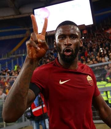 Themen der Woche - SPORT Bilder des Tages - SPORT December 4, 2016 - Rome, Italy - Antonio Rudiger of AS Roma celebrating the victory during the Italian Serie A football match between S.S. Lazio and A.S. Roma at the Olympic Stadium in Rome, on december 04, 2016. SS Lazio v AS Roma - Serie A  - ZUMAn230 20161204_zaa_n230_226