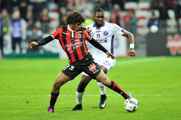 33 Vincent MARCEL (nice) - 18 Odsonne EDOUARD (tfc) FOOTBALL : OGC Nice vs FC Toulouse - Ligue 1 - 04 12 2016 FEP Panoramic 