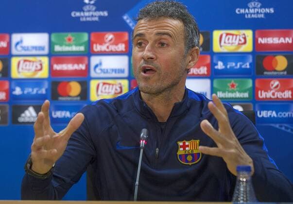 05.12.2016, xslx, Fussball UEFA Champions League, Fussball UEFA Champions League, FC Barcelona Barca - Borussia Moenchengladbach Training und Pressekonferenz, emspor, v.l. Luis Enrique coach (FC Barcelona) Barcelona