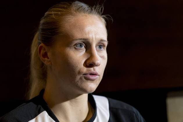 Saskia Lang (Nr. 5, Deutschland). Medientermin der deutschen Nationalmannschaft, Preliminary Round, EHF Euro 2016, Handball, 05.12.16 Kristianstad Skane laen Sweden Kristianstad Arena Copyright: xAgentur54Gradx xFelixxKoenigx