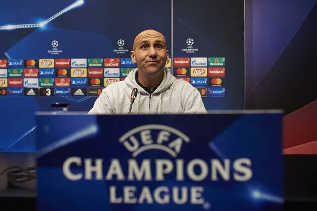 Themen der Woche - SPORT Bilder des Tages - SPORT Borussia Monchenglabach s head coach Andre Schuber during the press conference PK Pressekonferenz held at the Camp Nou stadium in Barcelona, Catalonia, north-eastern Spain, 05 December 2016. FC Barcelona Barca will face Borussia Moenchenglabach in a Champions League match on 06 December 2016. Borussia Monchenglabach s press conference !ACHTUNG: NUR REDAKTIONELLE NUTZUNG!  20161205-636165638923117478