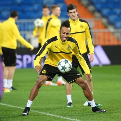 Pierre-Emerick Aubameyang (Borussia Dortmund 17) gut gelaunt beim Training, Training, Real Madrid - Borussia Dortmund, UEFA Champions League, Fussball, 06.12.2016, Madrid Copyright: xLangerx xEibner-Pressefotox EP_HLR