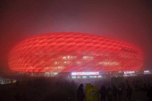 GER, UEFA CL, Feature C Bayern Muenchen (GER) vs Atletico Madrid (ESP) 06.12.2016, Allianz Arena, Muenchen, GER, UEFA CL, FC Bayern Muenchen (GER) vs Atletico Madrid (ESP) , Gruppe D, im Bild Feature Allianz Arena im Nebel Foto © nordphoto Straubmeier nordphotox xStraubmeier