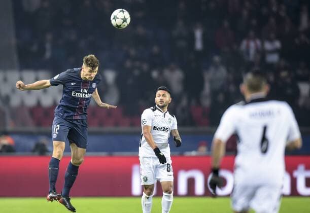 Fußball, CL, Paris St. Germain - Ludogorez Rasgrad Thomas Meunier ( PSG ) - Paris, Frankreich - FUssball, Champions League, Paris Saint Germain PSG vs. PFC Ludogorets Razgrad - 06 12 2016 FedericoPestellini Panoramic 