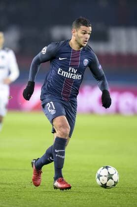 Fußball, CL, Paris St. Germain - Ludogorez Rasgrad Hatem Ben Arfa ( PSG ) - Paris, Frankreich - FUssball, Champions League, Paris Saint Germain PSG vs. PFC Ludogorets Razgrad - 06 12 2016 FedericoPestellini Panoramic 