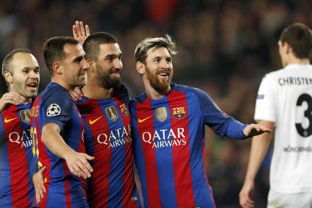 Fußball, CL, FC Barcelona - Borussia Mönchengladbach, Hattrick von Arda Turan Fußball, CL, FC Barcelona - Borussia Mönchengladbach (L-R) Andres Iniesta of FC Barcelona Barca Paco Alcacer of FC Barcelona, Arda Turan of FC Barcelona, Lionel Messi of FC Barcelona, Andreas Christensen of Borussia Monchengladbachduring the UEFA Champions League group C match between FC Barcelona and Borussia Monchengladbach on December 06, 2016 at the Camp Nou stadium in Barcelona, Spain. FC Barcelona v Borussia Monchengladbach UEFA Champions League 2016 2017 xVIxxIVx 6716043