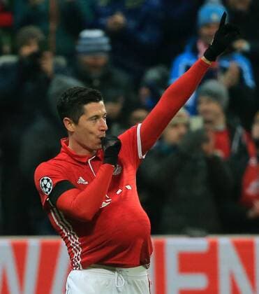 06.12.2016, CL, FCB vs Atletico Madrid, Allianz Arena Muenchen, im Bild: Robert Lewandowski (FCB) jubelt zum 1:0