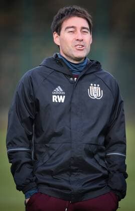 Anderlecht s head coach Rene Weiler pictured during a training session of Belgian soccer team RSC Anderlecht in Brussels, Wednesday 07 December 2016. Tomorrow Anderlecht is playing the sixth and last game in the group stage (group C) of the UEFA Europa League competition against French club AS Saint-Etienne. Anderlecht is leader of the group and already qualified for the next stage. VIRGINIExLEFOUR  x04992039x