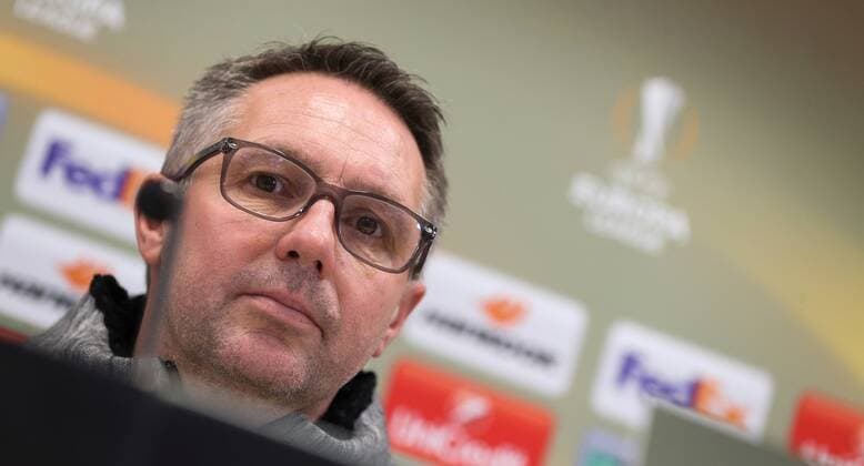 SOCCER - UEFA EL, Rapid vs Bilbao, preview VIENNA,AUSTRIA,07.DEC.16 - SOCCER - UEFA Europa League, group stage, SK Rapid Wien vs Athletic Club Bilbao, preview, press conference PK Pressekonferenz of Rapid. Image shows head coach Damir Canadi (Rapid). GEPAxpictures xPhilippxBrem