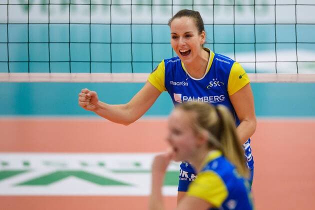 07.12.2016, Halle Berg Fidel, Muenster Volleyball, Bundesliga Frauen, Normalrunde, USC Münster Muenster vs. Schweriner SC Jubel Denise Hanke ( 10 Schwerin)