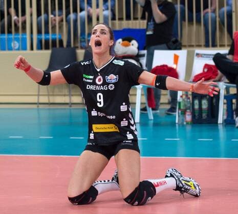 VOLLEYBALL - 1. BUNDESLIGA FRAUEN - 07.12.2016, VC WIESBADEN vs. DRESDNER SC, (VCW), (DSC), Myrthe Schoot -
