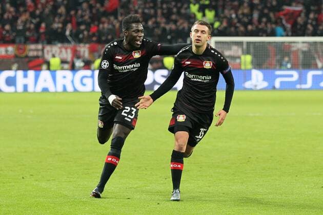 Bilder des Tages - SPORT Torjubel ueber das Tor zum 1:0 durch Vladen Yurchenko ( 35, Bayer 04 Leverkusen) mit Danny da Costa ( 23, Bayer 04 Leverkusen), Bayer 04 Leverkusen vs AS Monaco, Fussball, UEFA Champions League, 07.12.2016, Leverkusen Copyright: xDeutzmann Eibner-Pressefotox EP_CDN