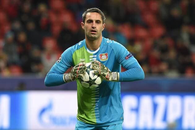 Fußball Champions League Gruppenphase 6. Spieltag Bayer Leverkusen - AS Monaco am 07.12.2016 in der BayArena in Leverkusen Ramazan Özcan ( Leverkusen ) xRx